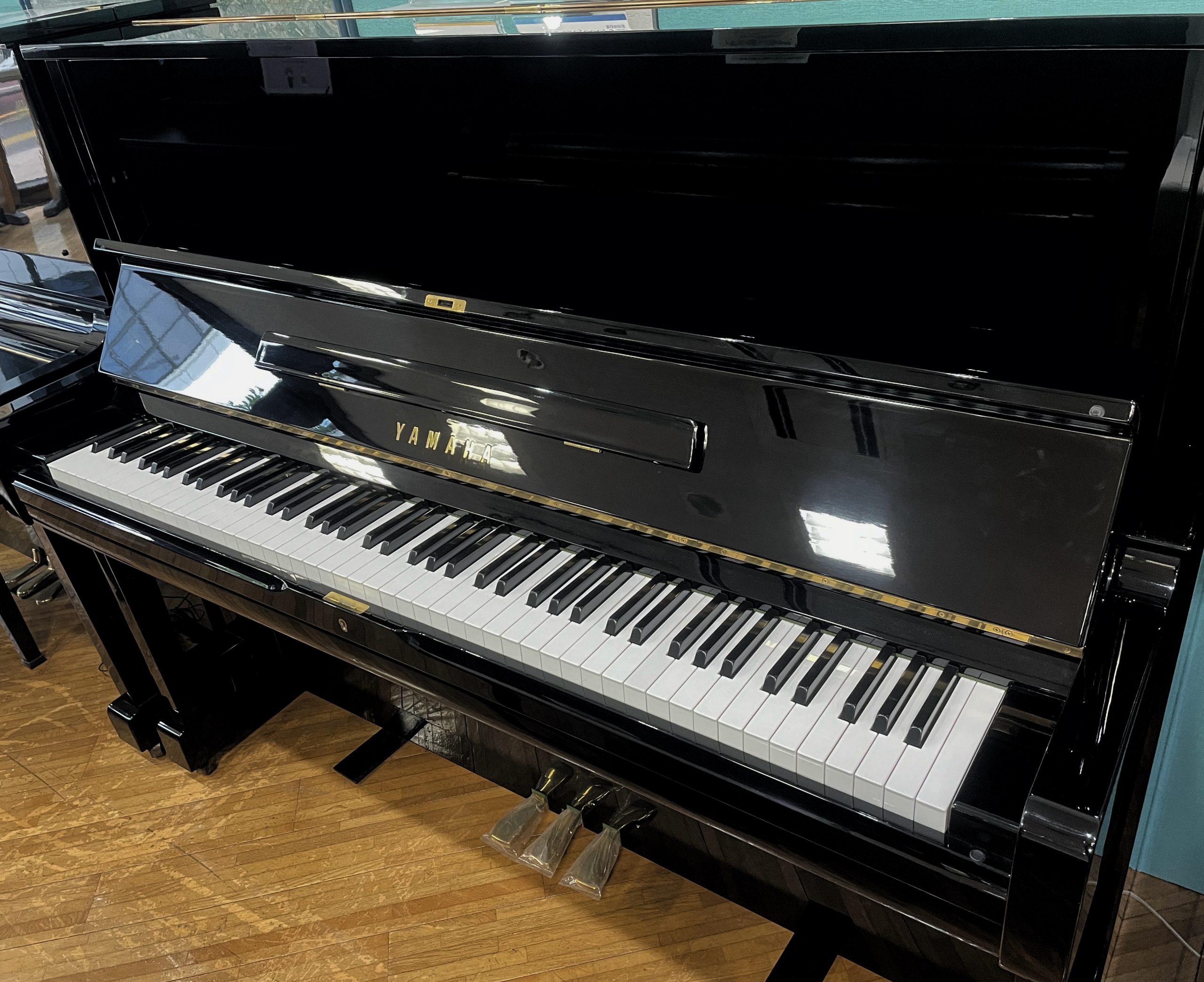 日本屋楽器の中古ピアノ写真